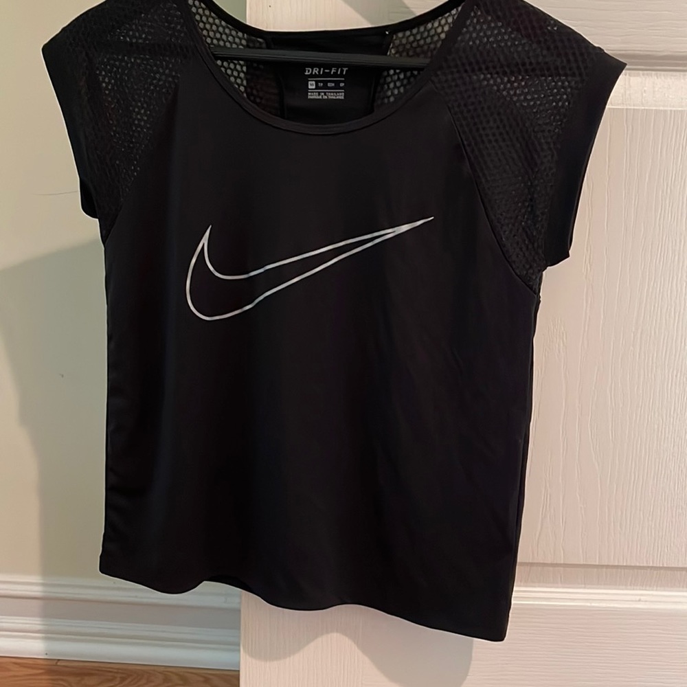 Nike tennis top black